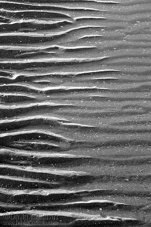 On Edge (2008_2936)